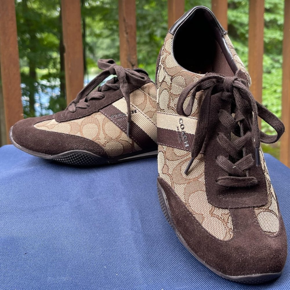 Coach Women Size 7S.5 Kelson Brown Beige Signature Canvas Suede Shoes Sneakers